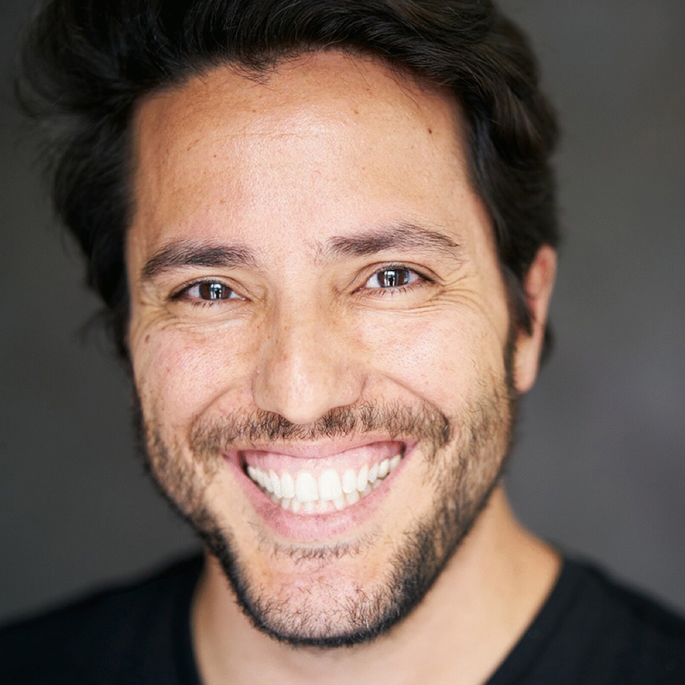 Moshe Zusman, founder and photographer of PortraitDC in Washington DC